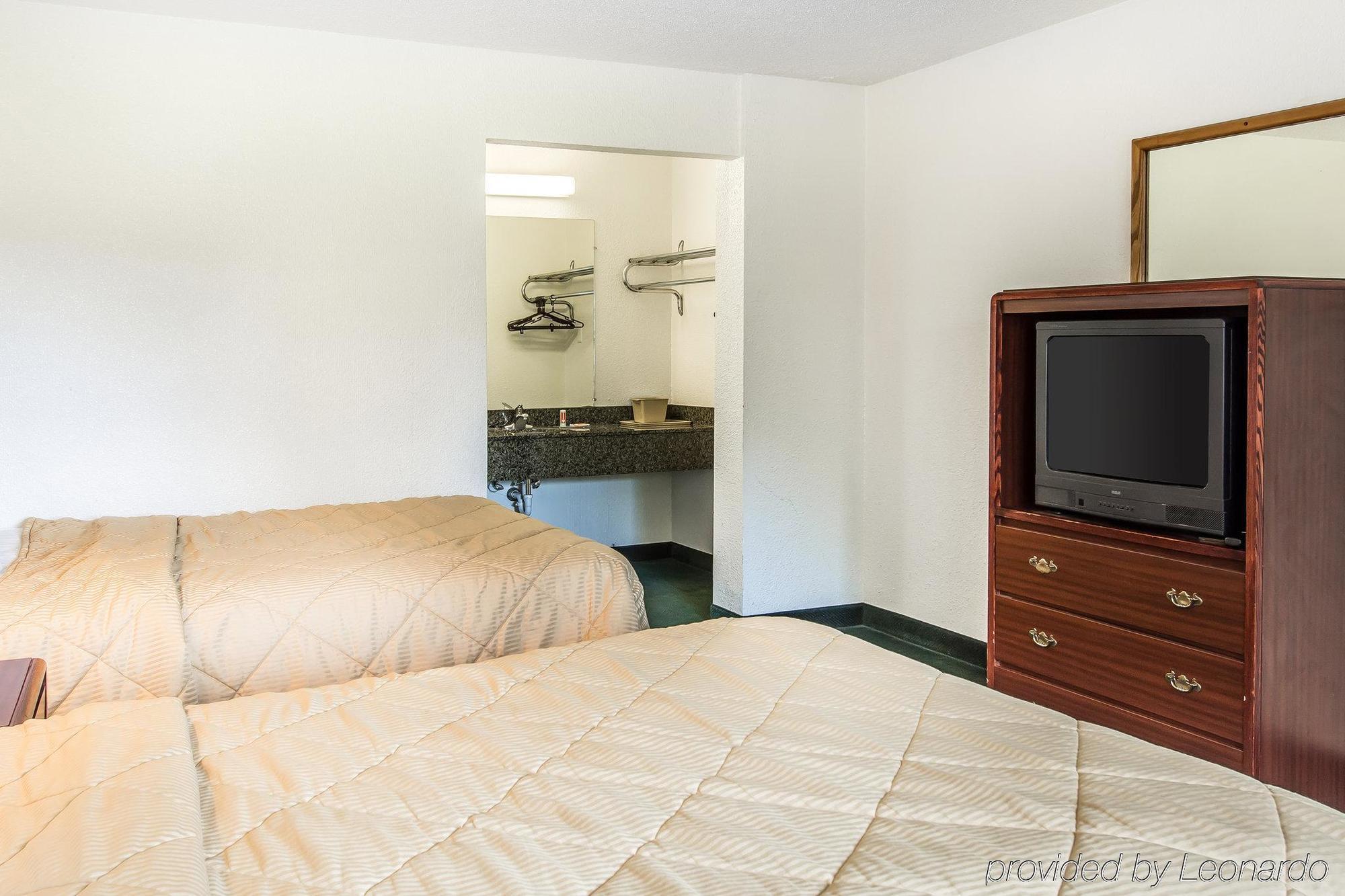 Econo Lodge & Suites 스포캔 외부 사진