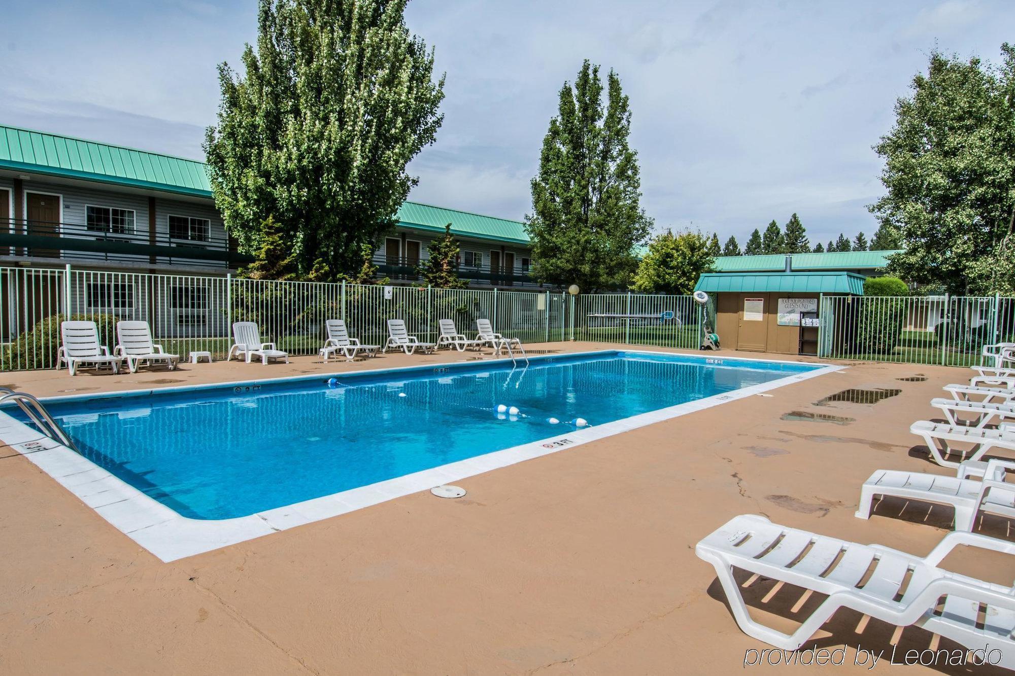 Econo Lodge & Suites 스포캔 외부 사진