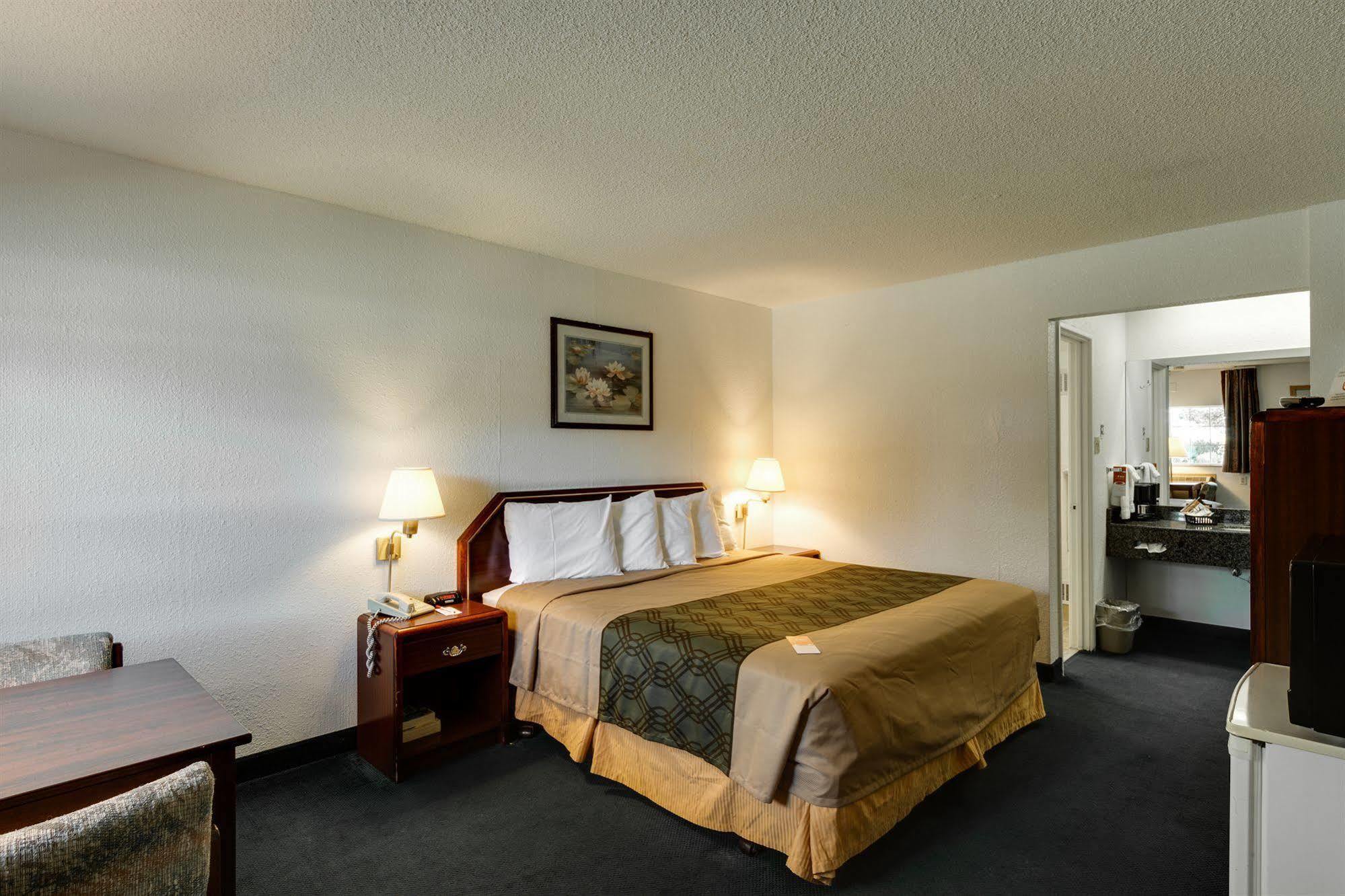 Econo Lodge & Suites 스포캔 외부 사진