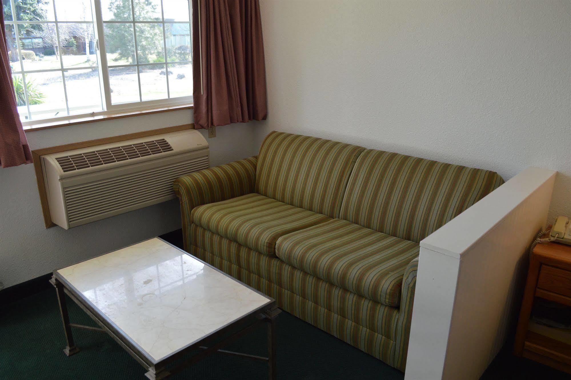 Econo Lodge & Suites 스포캔 외부 사진