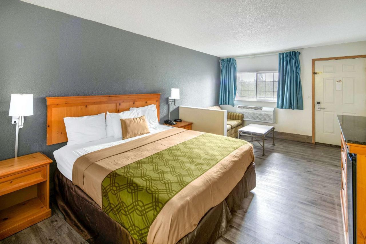 Econo Lodge & Suites 스포캔 외부 사진