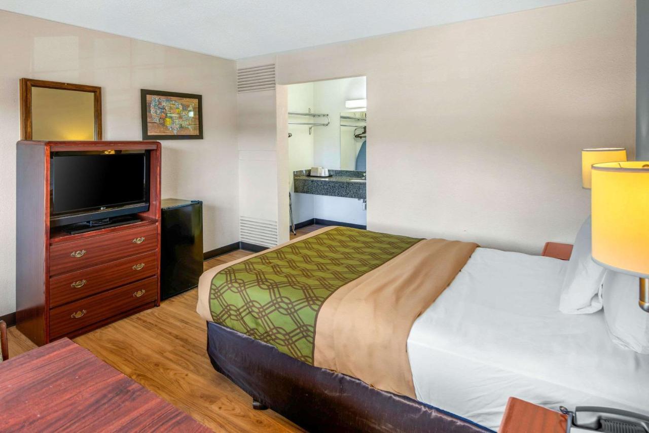 Econo Lodge & Suites 스포캔 외부 사진
